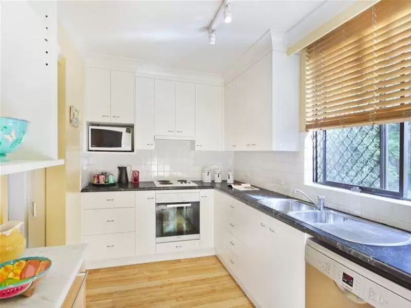 1A/4 Hampden Street, Paddington Sold by Ballard Property - image 2