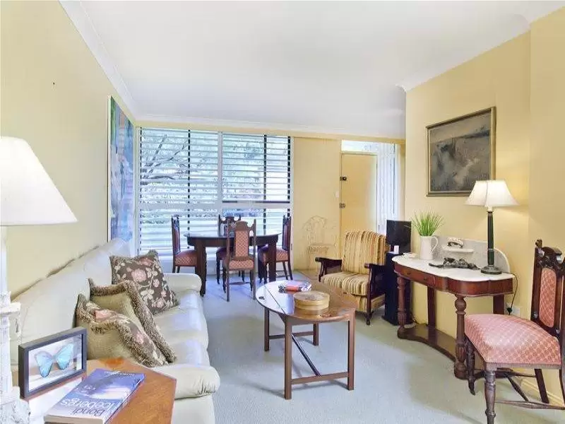 1A/4 Hampden Street, Paddington Sold by Ballard Property - image 1