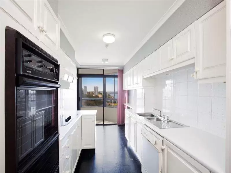 1004/170 Ocean Street, Edgecliff Sold by Ballard Property - image 4