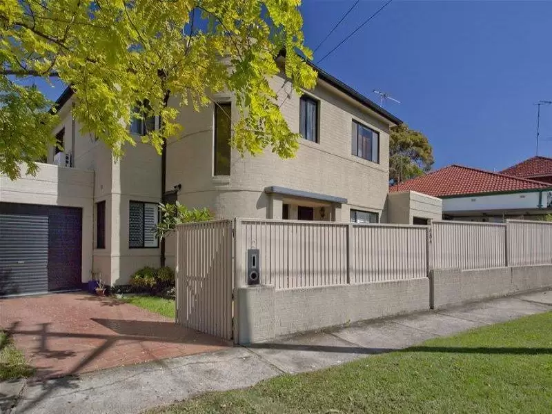 2/484 Malabar Road, Maroubra Sold by Ballard Property - image 1