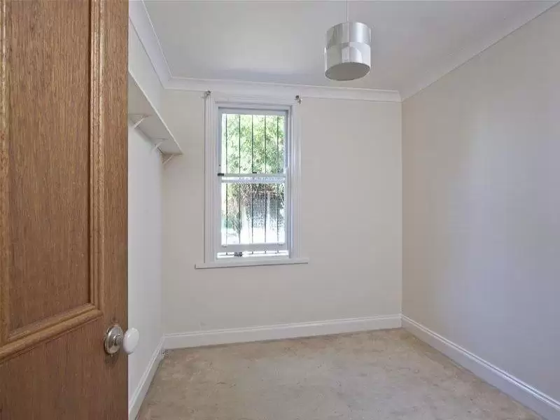 34 Isabella Street, Queens Park Sold by Ballard Property - image 6
