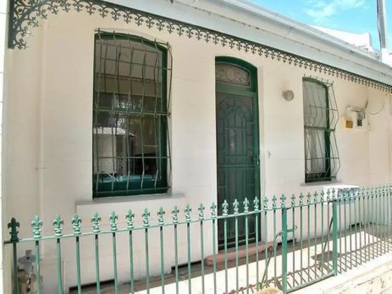 34 Isabella Street, Queens Park Sold by Ballard Property - image 7