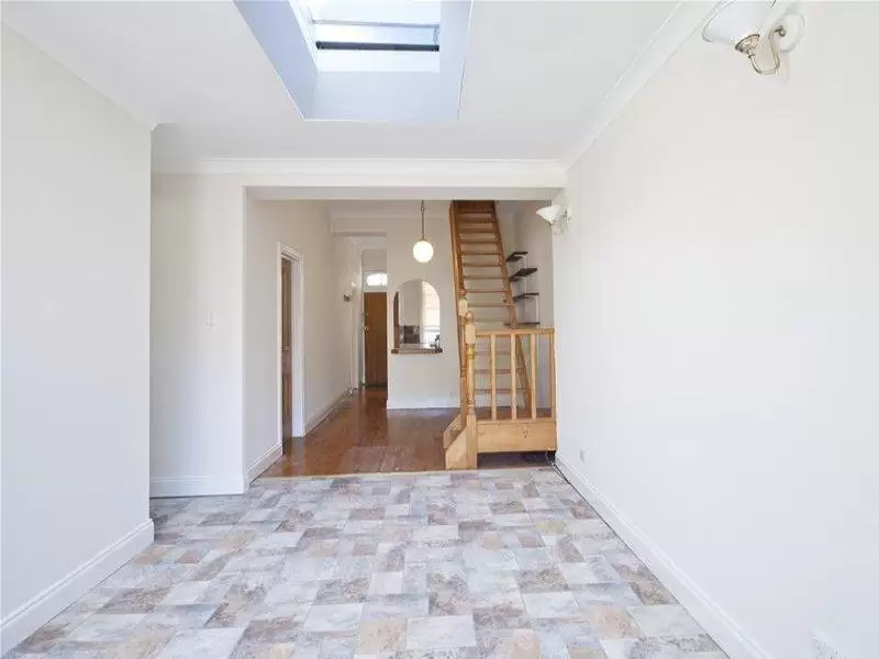 34 Isabella Street, Queens Park Sold by Ballard Property - image 3