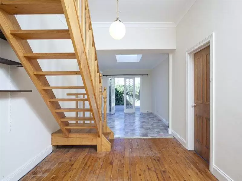 34 Isabella Street, Queens Park Sold by Ballard Property - image 2